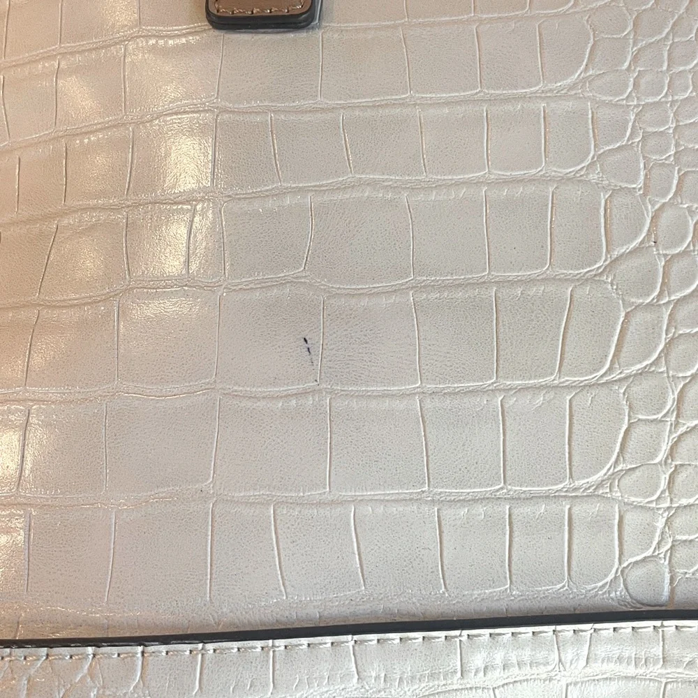 Giani Bernini Croc Embossed Medium Dome Satchel. Cream with tan accents. NWOT